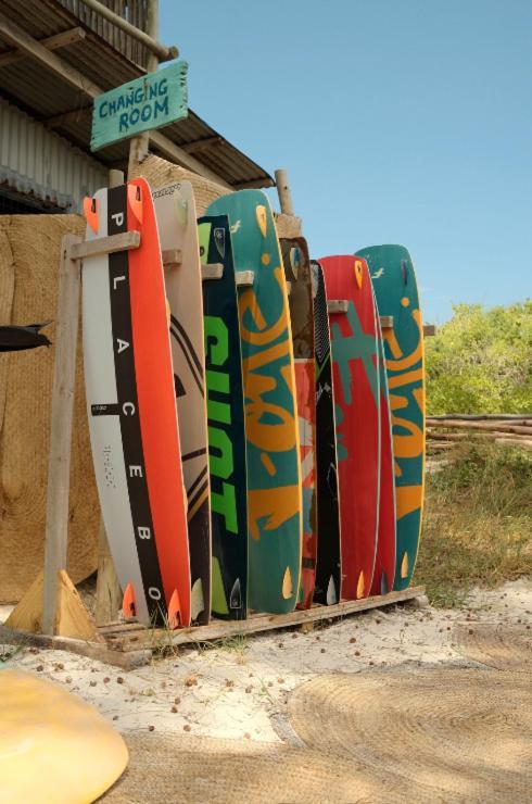 קיליפי Salty'S Kitesurf Village מראה חיצוני תמונה